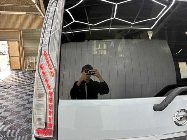 セレナ ハイウェイスターＳ－ＨＶアドバンスドセーフティパック　ＬＥＤヘッドライト　フロントフォグランプ　両側電動スライドドア　純正ナビ　地デジ　アラウンドビューモニター　エマージェンシーブレーキ　Ｂｌｕｅｔｏｏｔｈ　ガイドライン付きバックカメラ（19枚目）