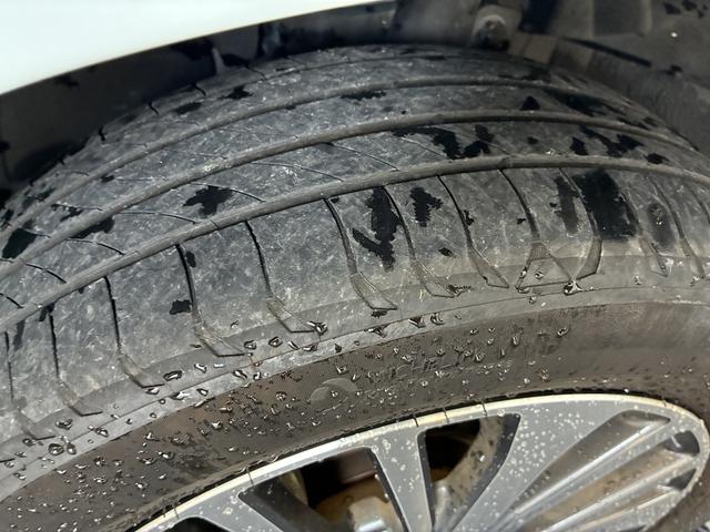 セレナ ハイウェイスターＳ－ＨＶアドバンスドセーフティパック　ＬＥＤヘッドライト　フロントフォグランプ　両側電動スライドドア　純正ナビ　地デジ　アラウンドビューモニター　エマージェンシーブレーキ　Ｂｌｕｅｔｏｏｔｈ　ガイドライン付きバックカメラ（30枚目）