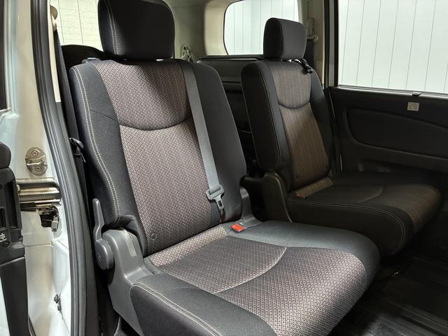 セレナ ハイウェイスターＳ－ＨＶアドバンスドセーフティパック　ＬＥＤヘッドライト　フロントフォグランプ　両側電動スライドドア　純正ナビ　地デジ　アラウンドビューモニター　エマージェンシーブレーキ　Ｂｌｕｅｔｏｏｔｈ　ガイドライン付きバックカメラ（35枚目）