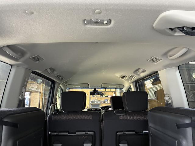 セレナ ハイウェイスターＳ－ＨＶアドバンスドセーフティパック　ＬＥＤヘッドライト　フロントフォグランプ　両側電動スライドドア　純正ナビ　地デジ　アラウンドビューモニター　エマージェンシーブレーキ　Ｂｌｕｅｔｏｏｔｈ　ガイドライン付きバックカメラ（42枚目）