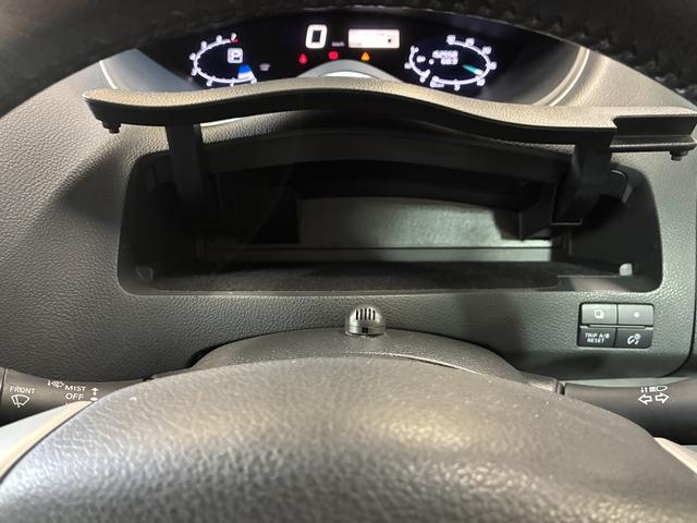 セレナ ハイウェイスターＳ－ＨＶアドバンスドセーフティパック　ＬＥＤヘッドライト　フロントフォグランプ　両側電動スライドドア　純正ナビ　地デジ　アラウンドビューモニター　エマージェンシーブレーキ　Ｂｌｕｅｔｏｏｔｈ　ガイドライン付きバックカメラ（53枚目）