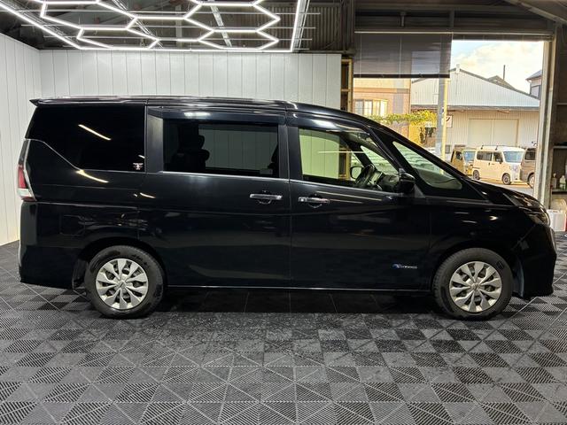 セレナ X Vセレクション ワンオーナー 後席フリップダウンモニター ドライブレコーダー ETC搭載 地デジ Bluetoothオーディオ 両側パワースライドドア 電動格納ミラー(6枚目)