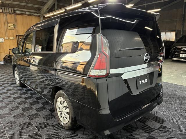 セレナ X Vセレクション ワンオーナー 後席フリップダウンモニター ドライブレコーダー ETC搭載 地デジ Bluetoothオーディオ 両側パワースライドドア 電動格納ミラー(9枚目)