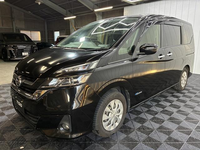 セレナ X Vセレクション ワンオーナー 後席フリップダウンモニター ドライブレコーダー ETC搭載 地デジ Bluetoothオーディオ 両側パワースライドドア 電動格納ミラー(11枚目)