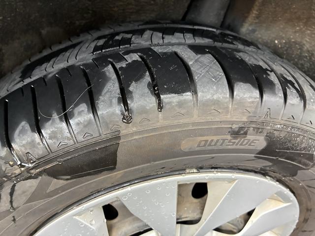 セレナ X Vセレクション ワンオーナー 後席フリップダウンモニター ドライブレコーダー ETC搭載 地デジ Bluetoothオーディオ 両側パワースライドドア 電動格納ミラー(32枚目)