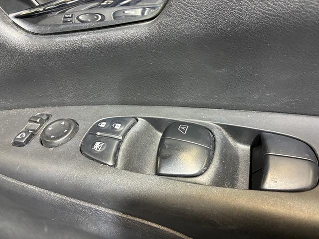 セレナ X Vセレクション ワンオーナー 後席フリップダウンモニター ドライブレコーダー ETC搭載 地デジ Bluetoothオーディオ 両側パワースライドドア 電動格納ミラー(49枚目)