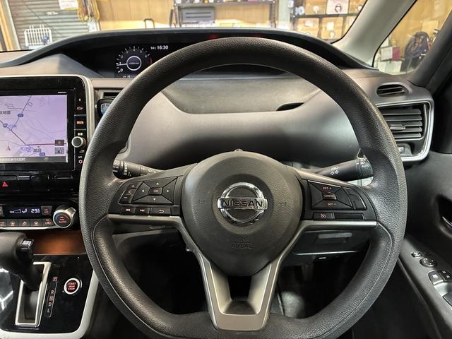 セレナ X Vセレクション ワンオーナー 後席フリップダウンモニター ドライブレコーダー ETC搭載 地デジ Bluetoothオーディオ 両側パワースライドドア 電動格納ミラー(50枚目)