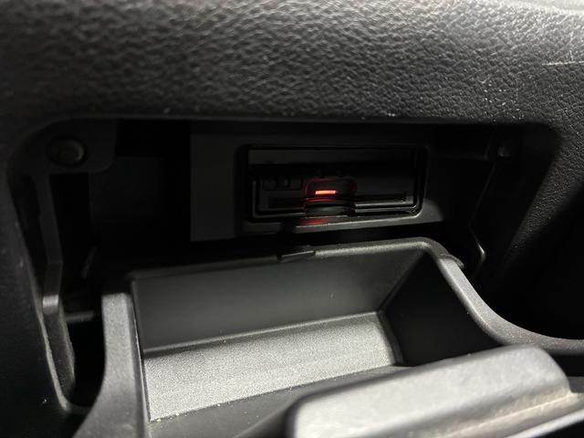 セレナ X Vセレクション ワンオーナー 後席フリップダウンモニター ドライブレコーダー ETC搭載 地デジ Bluetoothオーディオ 両側パワースライドドア 電動格納ミラー(61枚目)