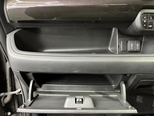 Ｎ－ＢＯＸカスタム Ｇ・Ｌホンダセンシング　ストラーダナビ　ＥＴＣ　両側スライド片側電動スライドドア　フルセグ　Ｂｌｕｅｔｏｏｔｈオーディオ　ガイドライン付きバックモニター　クルーズコントロール（39枚目）