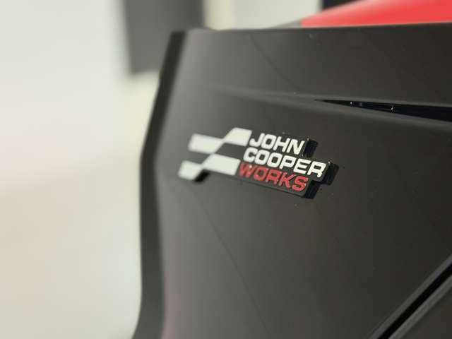 ＭＩＮＩ クーパーＳＥ　ジョン・クーパー・ワークス・トリム　ＪＣＷトリム　ＡＣＣ　ステアリング＆シートヒーター純正ナビ全方位カメラＪＣＷ１８インチホイール　前後ドライブレコーダーＪＣＷスポーツブレーキ　ＨＵＤ　ＡｐｐｌｅＣａｒＰｌａｙ　ＡｎｄｒｏｉｄＡｕｔｏ（35枚目）