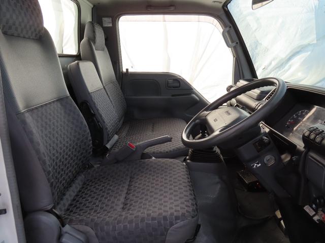 タイタントラック 　ナビ　ＴＶ　ＥＴＣ　助手席側電動格納ミラー（31枚目）