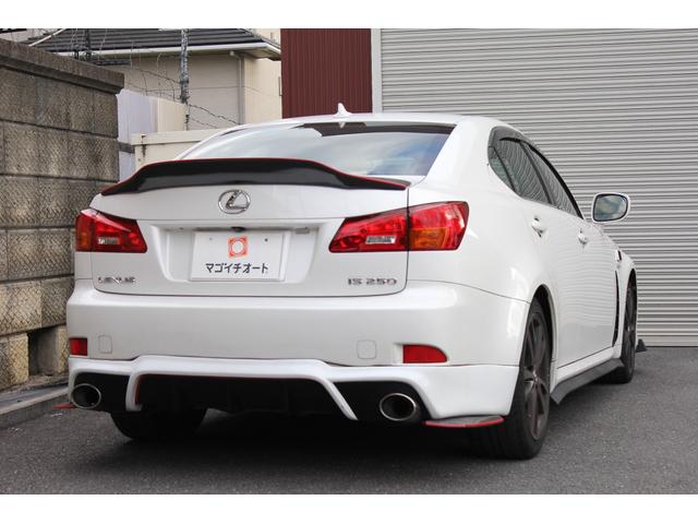 IS IS250 バージョンI エアロ ETC オートクルコン バックカメラ ナビ アルミホイール オートライト HID AT シートヒーター スマートキー 盗難防止システム パワーシート 革シート CD MD 衝突安全ボディ(16枚目)