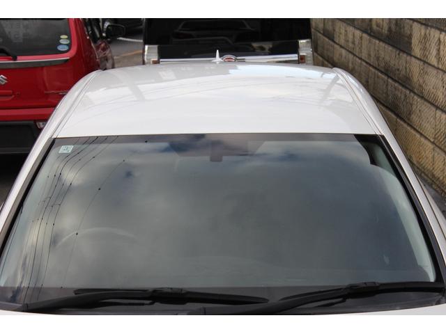 IS IS250 バージョンI エアロ ETC オートクルコン バックカメラ ナビ アルミホイール オートライト HID AT シートヒーター スマートキー 盗難防止システム パワーシート 革シート CD MD 衝突安全ボディ(17枚目)