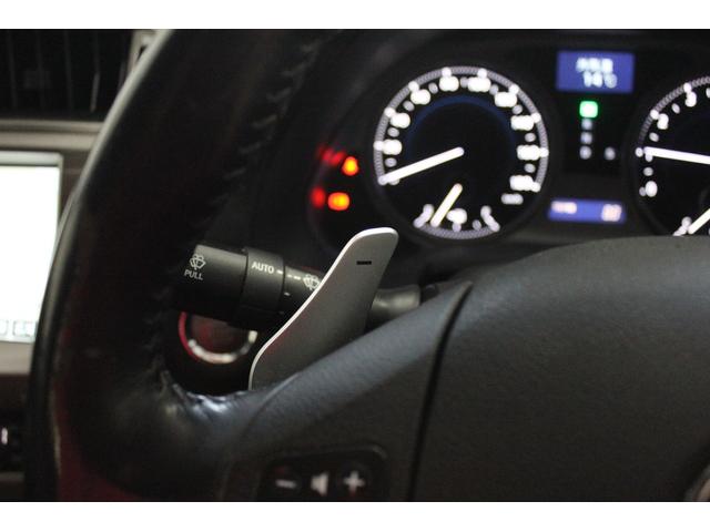 IS IS250 バージョンI エアロ ETC オートクルコン バックカメラ ナビ アルミホイール オートライト HID AT シートヒーター スマートキー 盗難防止システム パワーシート 革シート CD MD 衝突安全ボディ(24枚目)