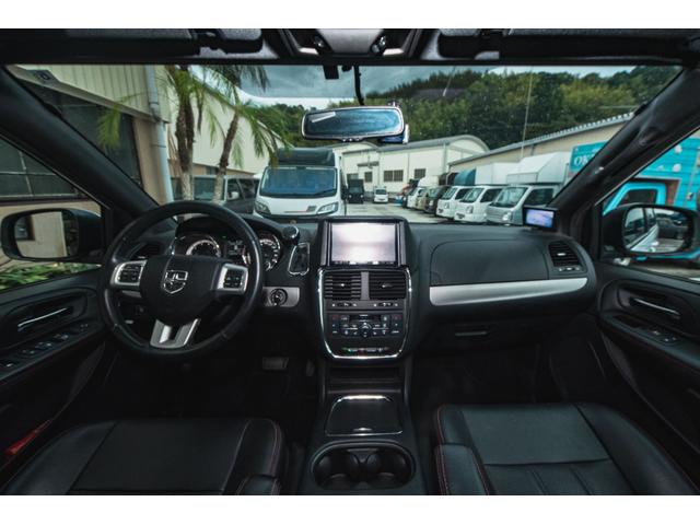 ダッジ・グランドキャラバン GT 3.6L V6 DOHC 両側パワースライド パワーリフトゲート スイーベルンゴーシート スマートキー ナビ TV ETC(12枚目)