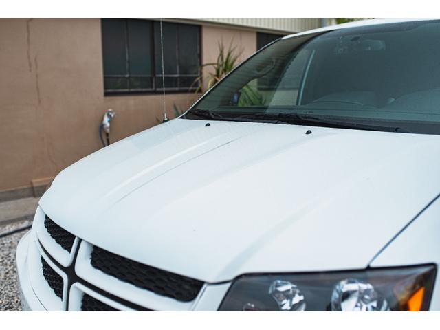 ダッジ・グランドキャラバン GT 3.6L V6 DOHC 両側パワースライド パワーリフトゲート スイーベルンゴーシート スマートキー ナビ TV ETC(26枚目)