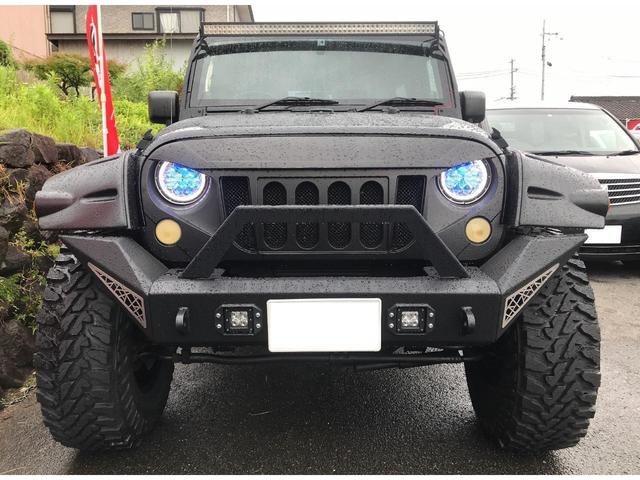 ジープ・ラングラーアンリミテッド スポーツ　ＬＥＤヘッドライト　４インチＵＰ　５０インチＬＥＤ　ＵＳＡパーツ多数　４ＷＤ　サイドカメラ　盗難防止システム　サイドエアバック　ＤＶＤ＆ＣＤ再生　キーレス　禁煙車（16枚目）