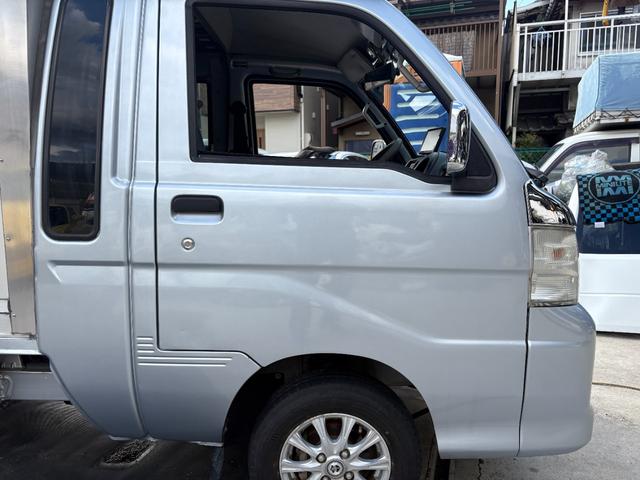ハイゼットトラック ジャンボ　メッキコーナーカバー　メッキドアミラ　パワーウインドー　エアバック　ＡＣ　ナビＴＶ　ＰＳ　ＥＴＣ　ＤＶＤ再生　メモリーナビ（14枚目）