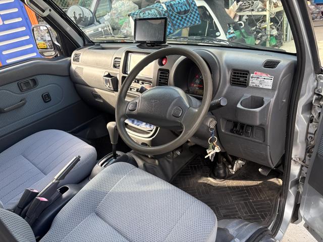 ハイゼットトラック ジャンボ　メッキコーナーカバー　メッキドアミラ　パワーウインドー　エアバック　ＡＣ　ナビＴＶ　ＰＳ　ＥＴＣ　ＤＶＤ再生　メモリーナビ（33枚目）