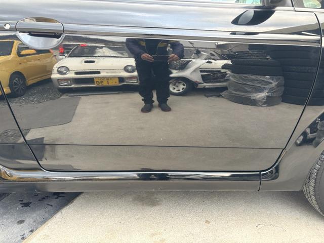 Ｒ１ Ｓ　オートエアコン　ダブルエアバッグ　衝突安全ボディ　キーレス　４ＷＤ　ＡＢＳ　ＥＴＣ　パワーウィンドウ　スーパーチャージャー　パワーステアリング（14枚目）