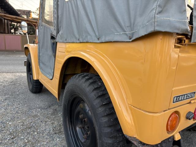 ジムニー 幌タイプ　幌プルオープン可能　パートタイム４ＷＤ　２サイクル３気筒エンジン（12枚目）