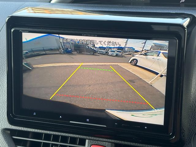 ヴォクシー ＺＳ　煌ＩＩＩ　ワンオーナー・９型カロッツェリアサイバーナビ・バックカメラ・両側パワースライドドア・セーフティセンス・プリクラッシュ・オートマチックハイビーム・アイドリングストップ・ＬＥＤヘッド・スマートキー２個（4枚目）