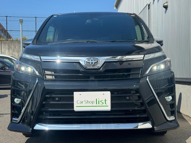 ヴォクシー ＺＳ　煌ＩＩＩ　ワンオーナー・９型カロッツェリアサイバーナビ・バックカメラ・両側パワースライドドア・セーフティセンス・プリクラッシュ・オートマチックハイビーム・アイドリングストップ・ＬＥＤヘッド・スマートキー２個（16枚目）