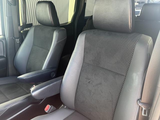 ヴォクシー ＺＳ　煌ＩＩＩ　ワンオーナー・９型カロッツェリアサイバーナビ・バックカメラ・両側パワースライドドア・セーフティセンス・プリクラッシュ・オートマチックハイビーム・アイドリングストップ・ＬＥＤヘッド・スマートキー２個（31枚目）