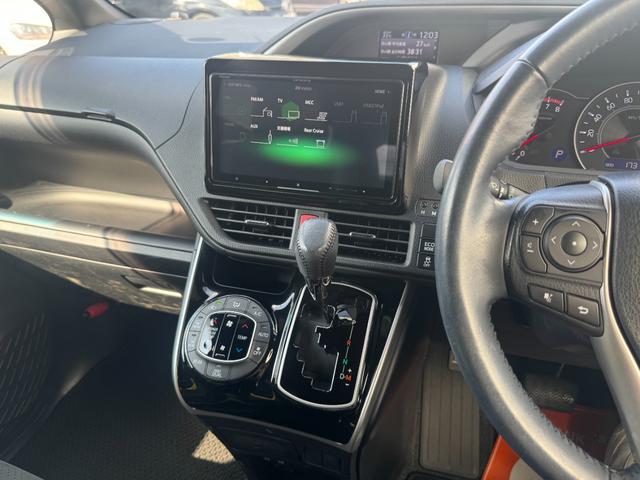 ヴォクシー ＺＳ　煌ＩＩＩ　ワンオーナー・９型カロッツェリアサイバーナビ・バックカメラ・両側パワースライドドア・セーフティセンス・プリクラッシュ・オートマチックハイビーム・アイドリングストップ・ＬＥＤヘッド・スマートキー２個（35枚目）