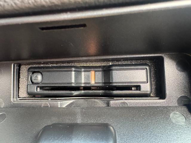 ヴォクシー ＺＳ　煌ＩＩＩ　ワンオーナー・９型カロッツェリアサイバーナビ・バックカメラ・両側パワースライドドア・セーフティセンス・プリクラッシュ・オートマチックハイビーム・アイドリングストップ・ＬＥＤヘッド・スマートキー２個（37枚目）