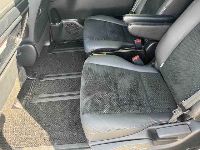 ヴォクシー ＺＳ　煌ＩＩＩ　ワンオーナー・９型カロッツェリアサイバーナビ・バックカメラ・両側パワースライドドア・セーフティセンス・プリクラッシュ・オートマチックハイビーム・アイドリングストップ・ＬＥＤヘッド・スマートキー２個（40枚目）