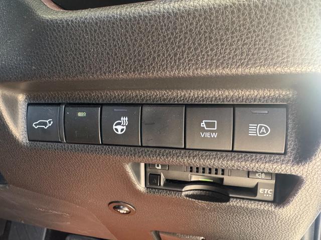 ＲＡＶ４ Ｇ　ワンオーナー・９型フルセグナビ・パノラミックビューモニター・ブラインドスポットモニター・コーナーセンサー・パワーバックドア・前後ドラレコ・シートヒーター・ステアリングＨ・クルコン（5枚目）