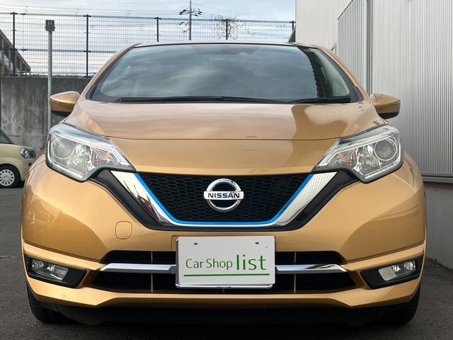 ノート ｅ－パワー　メダリスト　ワンオーナー・フルセグＳＤナビ・バックカメラ・前後ドライブレコーダー・ＬＥＤヘッドライト・エマージェンシーブレーキ・ＥＴＣ・プッシュスタート・ウインカーミラー・Ｂｌｕｅｔｏｏｔｈ（11枚目）