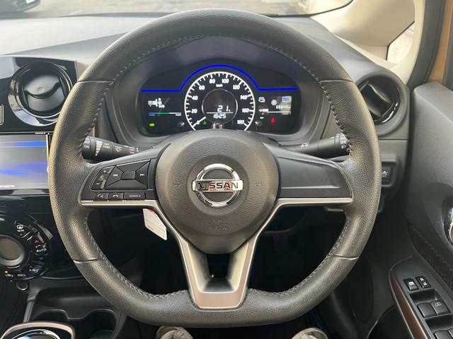 ノート ｅ－パワー　メダリスト　ワンオーナー・フルセグＳＤナビ・バックカメラ・前後ドライブレコーダー・ＬＥＤヘッドライト・エマージェンシーブレーキ・ＥＴＣ・プッシュスタート・ウインカーミラー・Ｂｌｕｅｔｏｏｔｈ（33枚目）