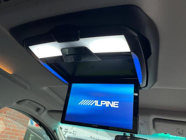 アルファード ２４０Ｓ　サンルーフ　両側電動ドア　後席モニター　バックカメラ　電動リアゲート　ハーフレザーシート　スマートキー　ＬＥＤヘッド　ビルトインＥＴＣ　クルコン　純正１８インチアルミ　オートエアコン　リアエアコン（4枚目）