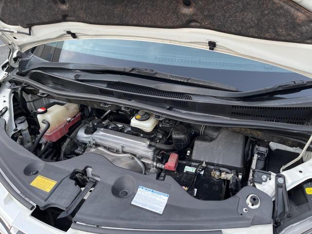 アルファード ２４０Ｓ　サンルーフ　両側電動ドア　後席モニター　バックカメラ　電動リアゲート　ハーフレザーシート　スマートキー　ＬＥＤヘッド　ビルトインＥＴＣ　クルコン　純正１８インチアルミ　オートエアコン　リアエアコン（21枚目）