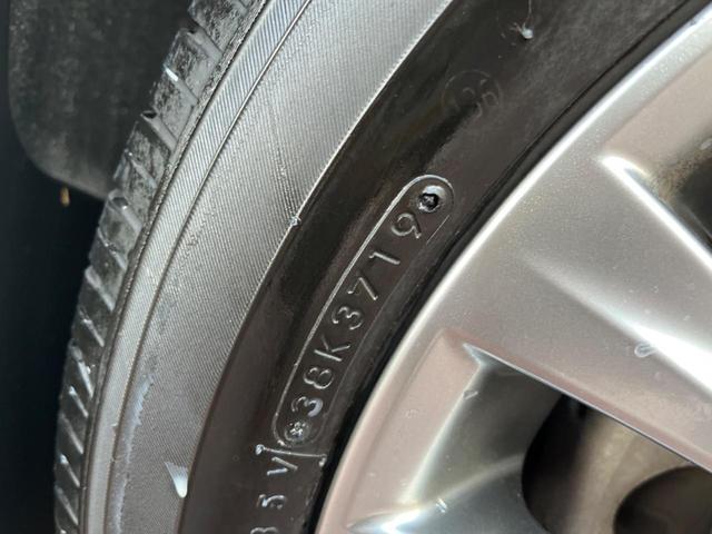 アルファード ２４０Ｓ　サンルーフ　両側電動ドア　後席モニター　バックカメラ　電動リアゲート　ハーフレザーシート　スマートキー　ＬＥＤヘッド　ビルトインＥＴＣ　クルコン　純正１８インチアルミ　オートエアコン　リアエアコン（27枚目）