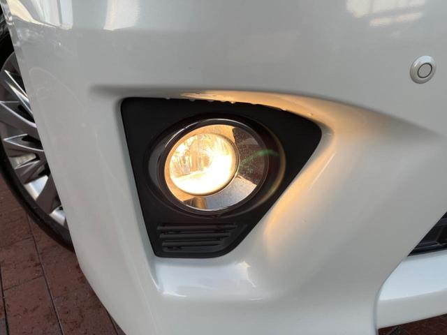 アルファード ２４０Ｓ　サンルーフ　両側電動ドア　後席モニター　バックカメラ　電動リアゲート　ハーフレザーシート　スマートキー　ＬＥＤヘッド　ビルトインＥＴＣ　クルコン　純正１８インチアルミ　オートエアコン　リアエアコン（32枚目）