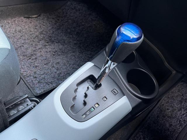 アクア Ｓ　ＳＤナビ　バックカメラ　スマートキー　ビルトインＥＴＣ　オートライト　オートエアコン　Ｂｌｕｅｔｏｏｔｈ　ＤＶＤ再生　フルセグ（42枚目）