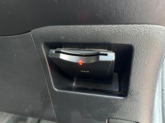 ヴィッツ F スマイルエディション スマートキー ETC 純正 デュアルエアコン Bluetooth フルセグ(6枚目)