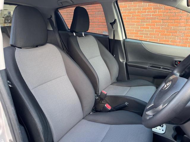 ヴィッツ F スマイルエディション スマートキー ETC 純正 デュアルエアコン Bluetooth フルセグ(9枚目)