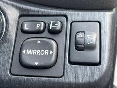 ����ư��Ǽ�ߥ顼�ۥ����ɥߥ顼����ư��Ǽ���ȤʤäƤ��ꡢ������־�Ǥ⥭�����Ĥ��ꥹ�����ޤ����ޤ��� 5