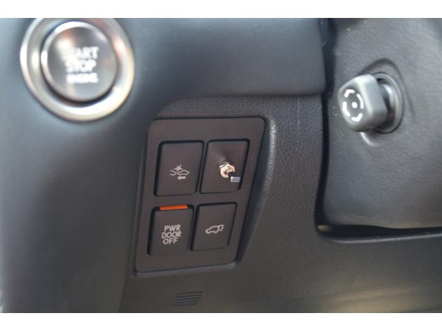 LX570ブラックシークエンス ブラックシークエンス ZEUS新車カスタムコンプリートエアロ(F/S/R)・デイライト・エアサスコントローラー・4本出マフラー・22インチAW(27枚目)