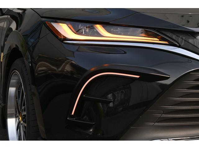 ハリアーハイブリッド Ｚ　ＺＥＵＳ新車コンプリート　エアロ（Ｆ・Ｓ・Ｒ・ＲＷ）・４本出しマフラー・ダウンサス・２１インチアルミ・ステンレスピラー・ＢＳＭ・ＰＶＭ・本革電動シート・ＪＢＬ・パワーバックドア・デジタルインナーミラー（10枚目）