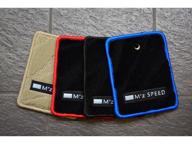 ランドクルーザー ＺＸ　ガソリン　７人乗　ＺＥＵＳカスタム　エアロ（Ｆ・Ｓ・Ｒ・ＦＧ・ＲＧ・ＦＤ・ＯＦ）・２２インチ・４本出しマフラー・ダウンサス・アルパイン製デジタルミラー・ＴコネクトＳＤナビ・ＪＢＬ・リヤエンターシステム・クールＢＯＸ（67枚目）