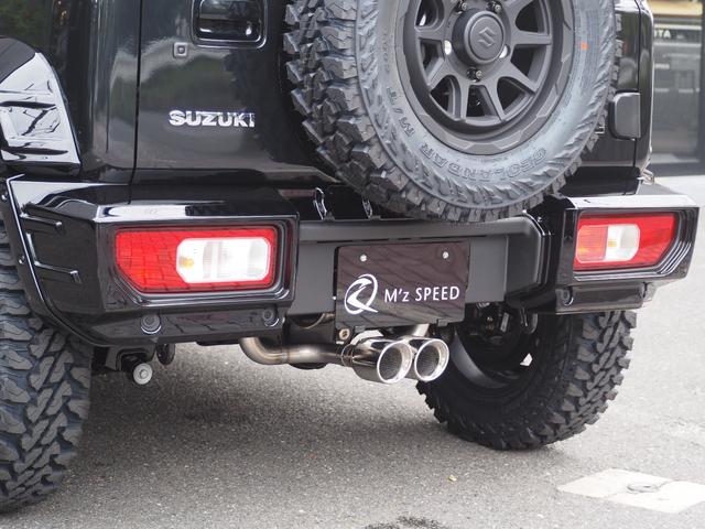 ジムニーノマド FC ZEUS製バンパーカバー・フェンダートリム・ボンネットフード・フロントグリル・ボンネットプロテクター・リアウィング・2本出しマフラー 16インチAW(背面タイヤ付)(14枚目)