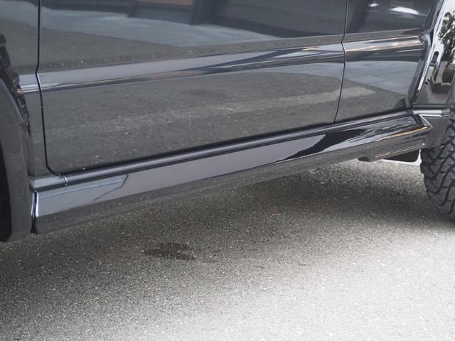 ジムニーノマド FC ZEUS製バンパーカバー・フェンダートリム・ボンネットフード・フロントグリル・ボンネットプロテクター・リアウィング・2本出しマフラー 16インチAW(背面タイヤ付)(19枚目)