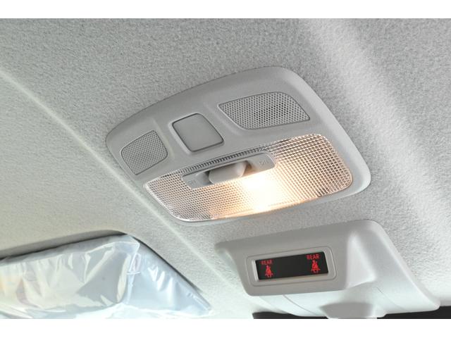 ジムニーノマド FC ZEUS製バンパーカバー・フェンダートリム・ボンネットフード・フロントグリル・ボンネットプロテクター・リアウィング・2本出しマフラー 16インチAW(背面タイヤ付)(37枚目)