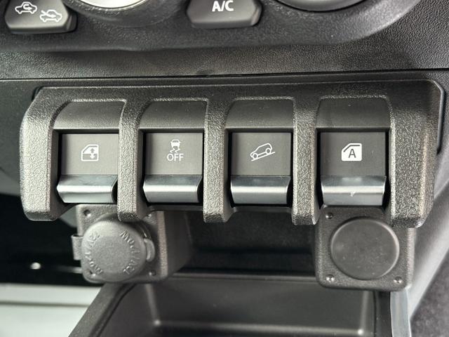 ジムニーノマド FC ZEUS製バンパーカバー・フェンダートリム・ボンネットフード・フロントグリル・ボンネットプロテクター・リアウィング・2本出しマフラー 16インチAW(背面タイヤ付)(41枚目)