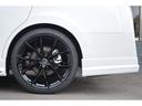 アルファード Ｚ　Ｚ（７名）・ＺＥＵＳコンプリートカー（Ｆ／Ｓ／Ｒ）・ダウンサス・２２インチアルミホイール・左右独立ムーンルーフ＋後席用パワーサイドシェード・デジタルインナーミラー・１３．２型有機ＥＬ後席ディスプレイ（6枚目）
